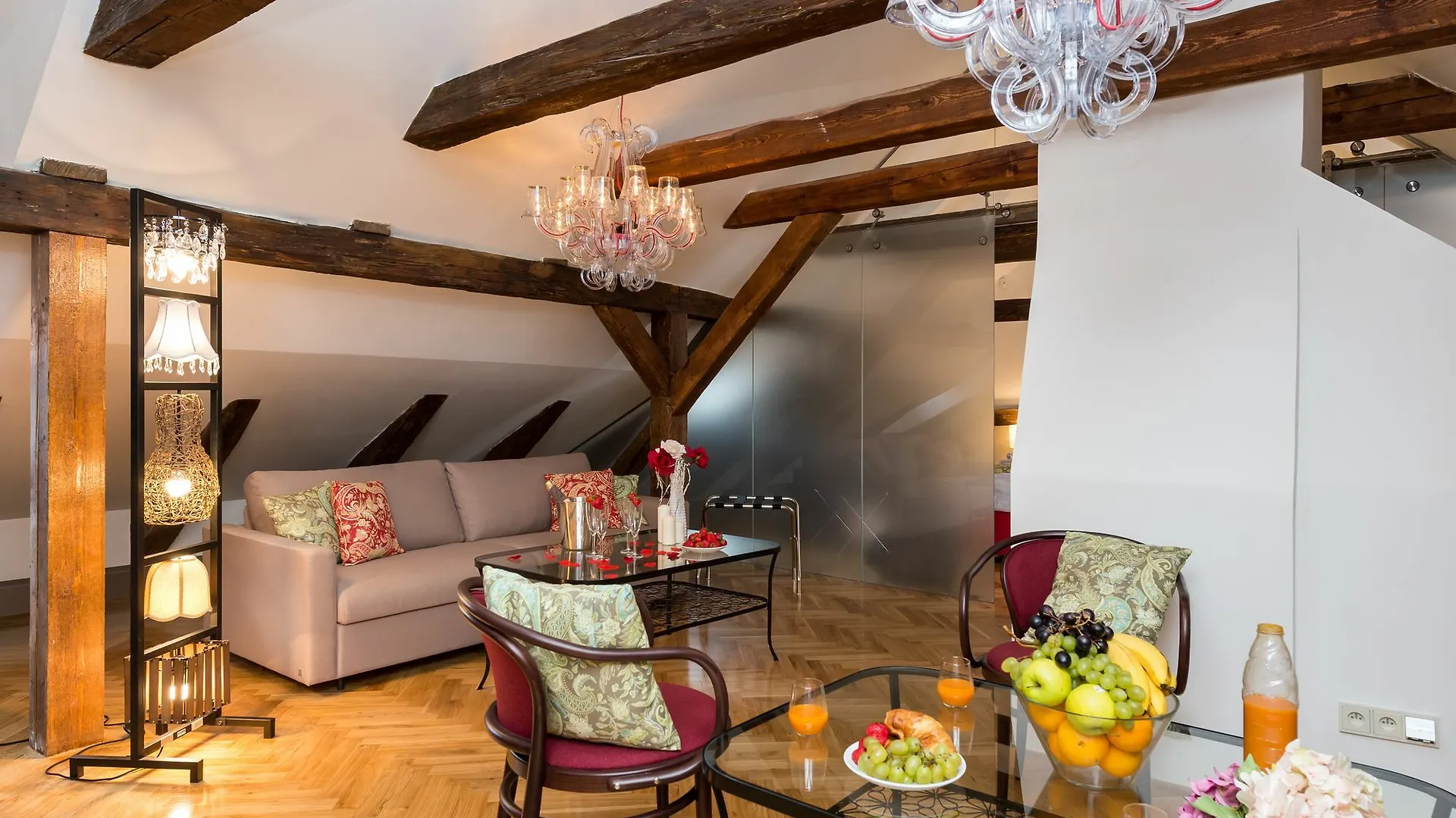 Empirent Apartments Prague Castle 0*,